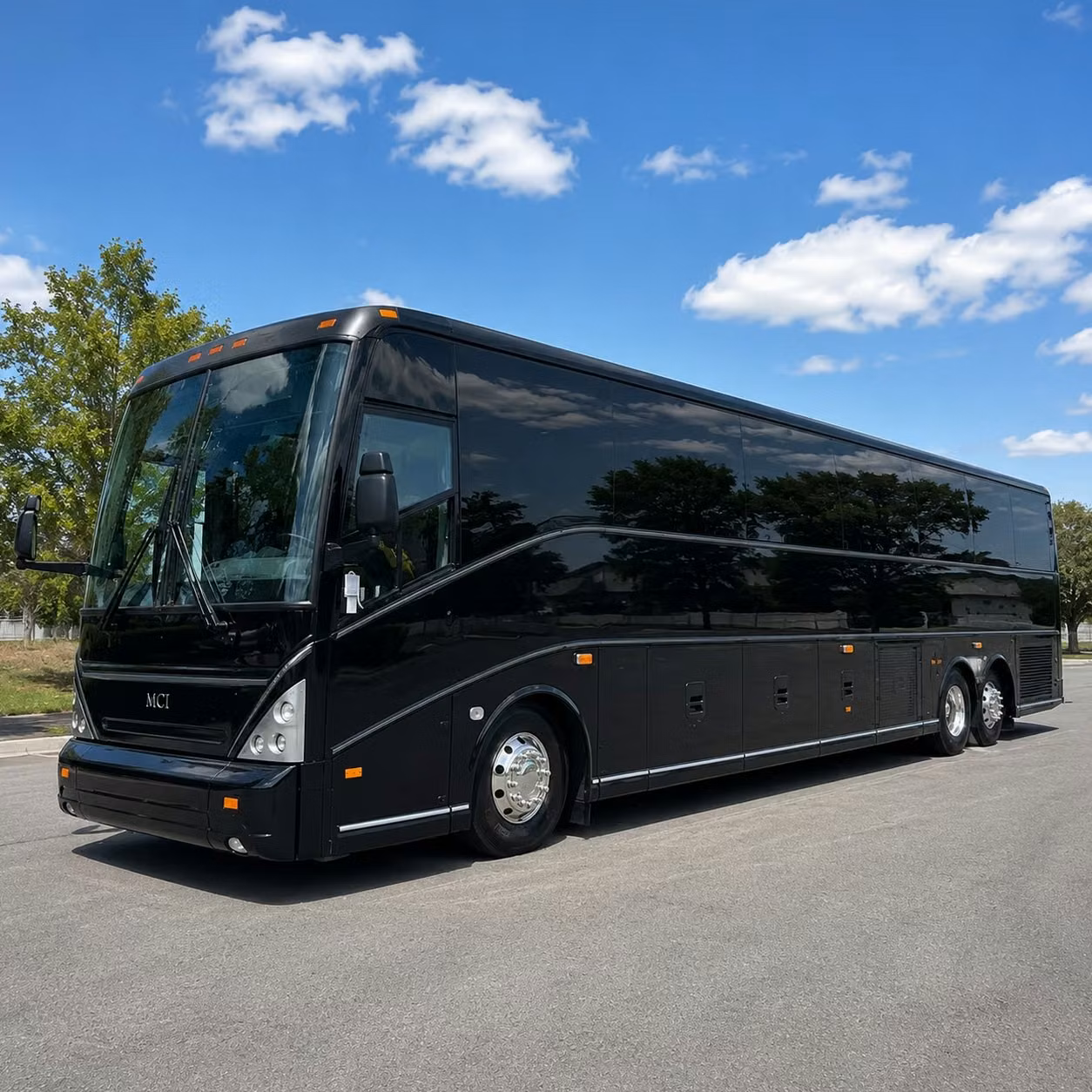 ada accessible and long distance field trip bus options for alhambra schools