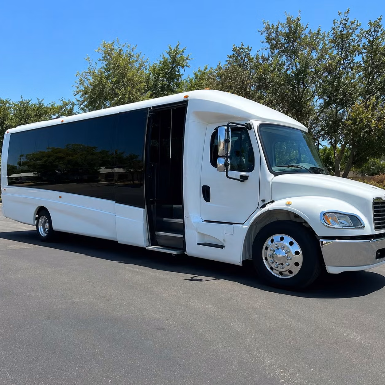 alhambra 15 passenger minibus rental